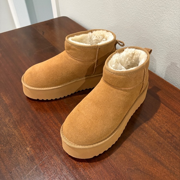 Project Cloud Huggy Platform Suede Ankle Boot - Picture 3 of 9